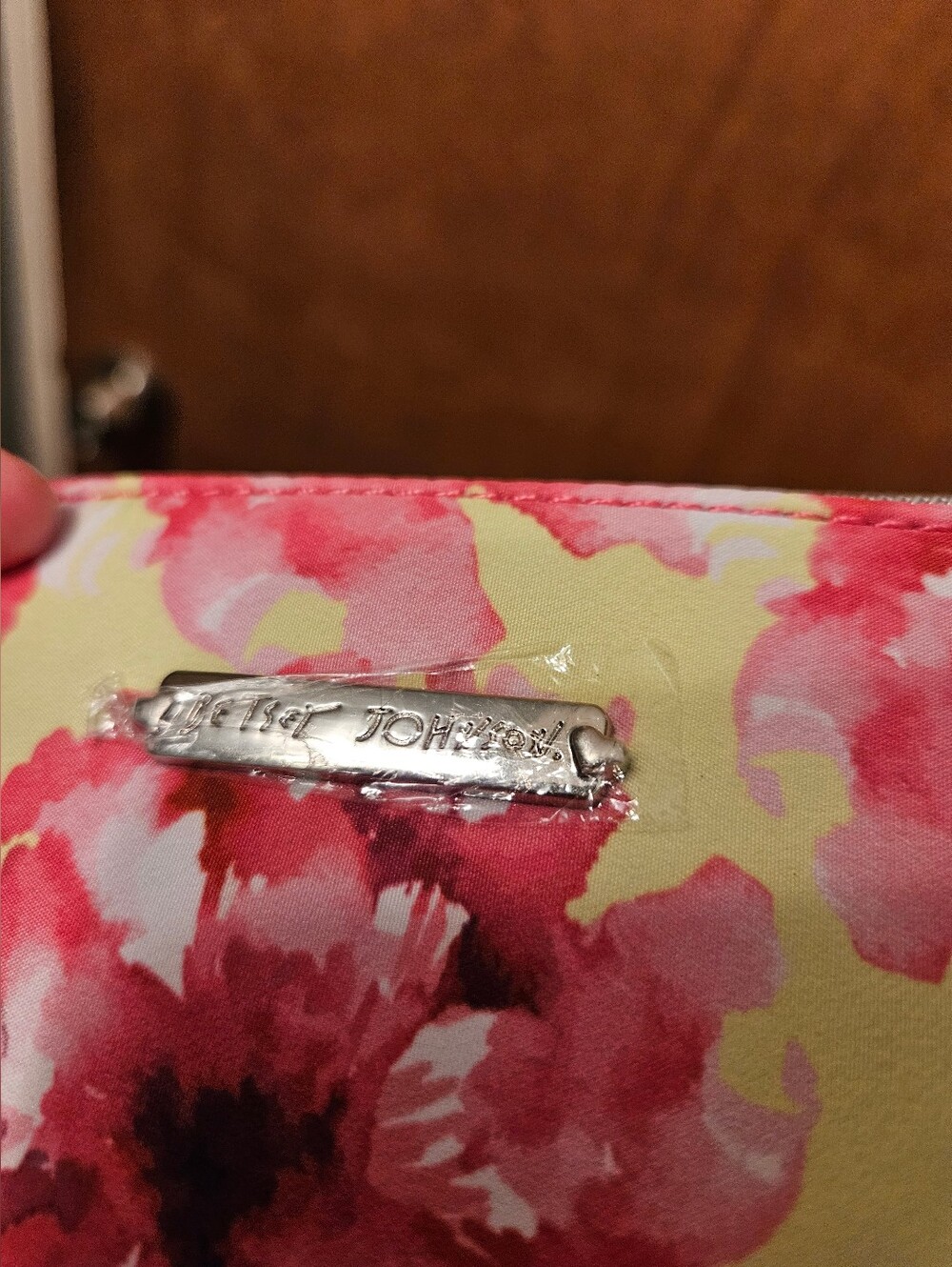 Betsey Johnson NWOT Zipper Pouch - Picture 8 of 15
